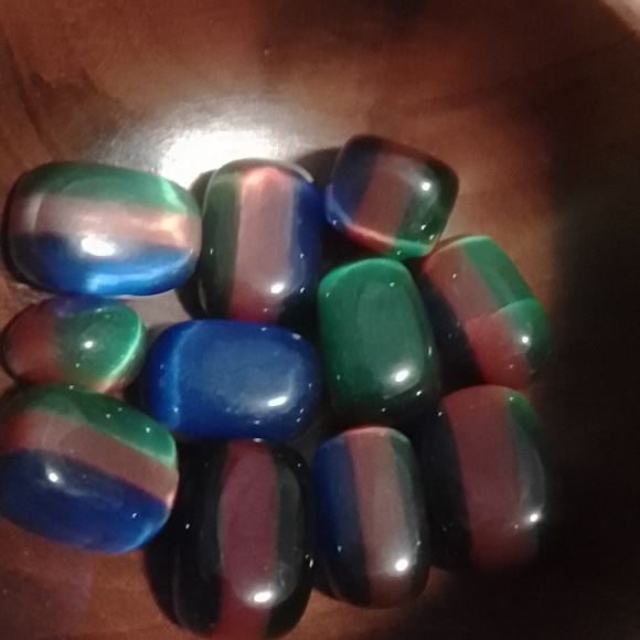 Other - Rainbow cats eye drop